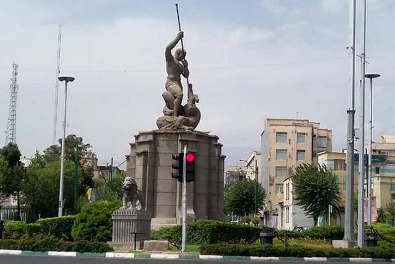 راز پنهان مجسمه 90 ساله میدان حر