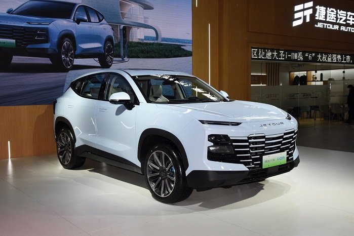 فیدلیتی XB ۱؛ شاسی‌بلند جدید چینی رونمایی شد 