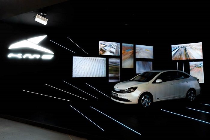 رونمایی از اولین خودرو ایرانی کرمان‌موتور+ (عکس)