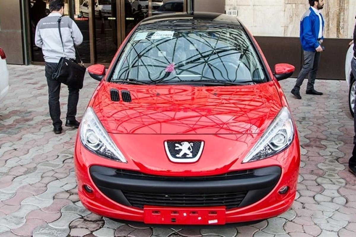 قیمت پژو ۲۰۶ و ۲۰۷ امروز ۲ تیر ۱۴۰۳ / عقب نشینی قیمتها در بازار خودرو