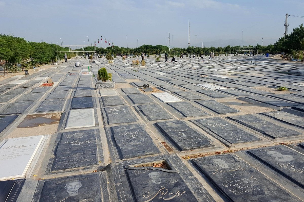 برای مردن هم باید پولدار باشیم/ افزایش 30 درصدی قیمت قبر در سال آینده