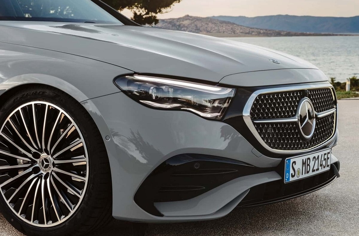 مرسدس بنز EQA؛ شاسی‌بلند آلمانی جدید بازار ایران