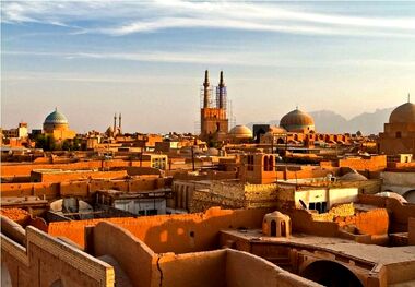 هزینه سه شب اقامت در یزد چقدر است؟