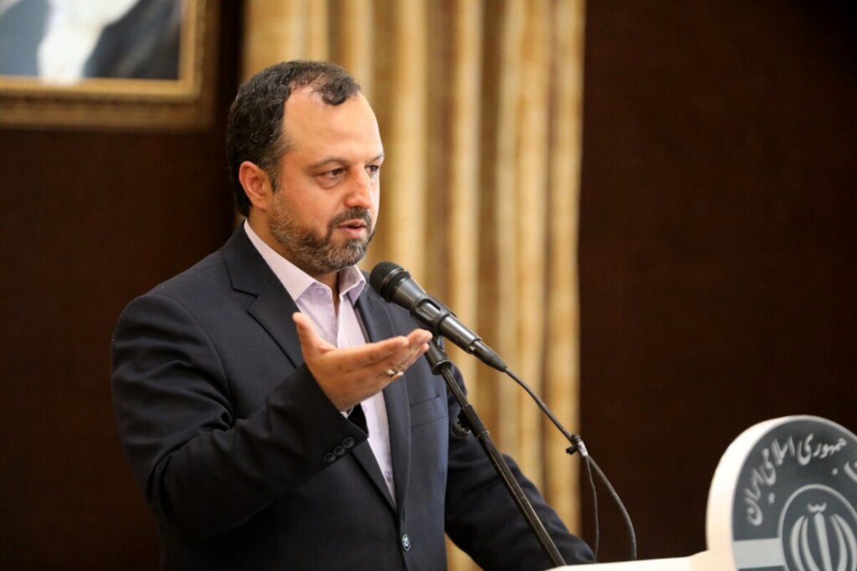 خاندوزی: بنزین گران نمیشود