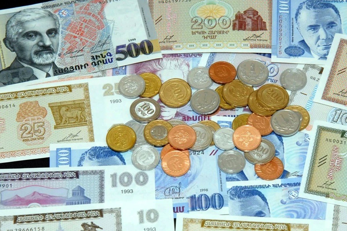 قیمت روز درام ارمنستان؛ مسافران ارمنستان بخوانند