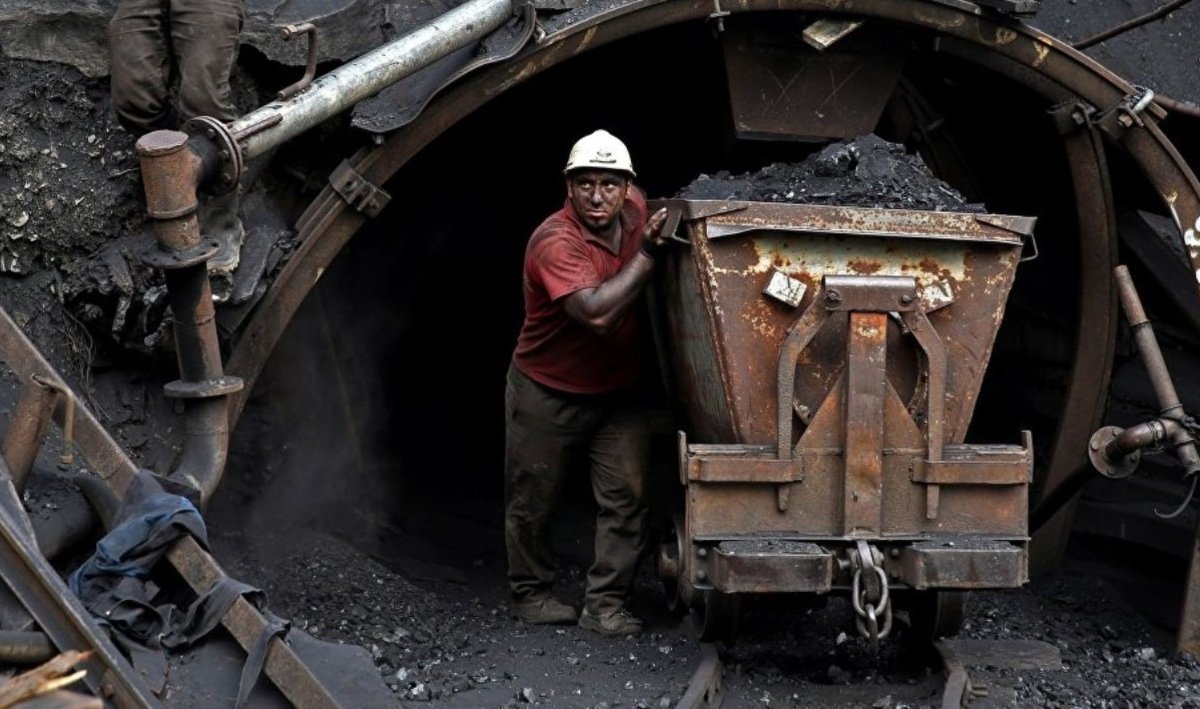 وزیر کار وعده داد؛ افزایش حقوق این افراد قطعی شد