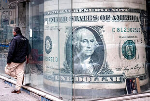 از آمریکا تا نیوزیلند؛ دلار چطور ۱۷۰ هزار تومان شد؟