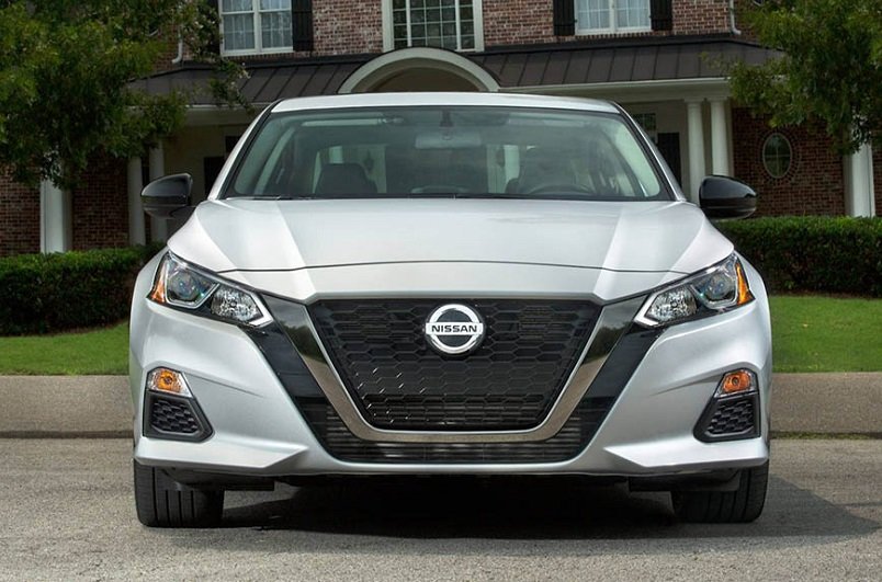 نیسان آلتیما در ایران قیمت خورد؛ رقیب سوناتا چند؟