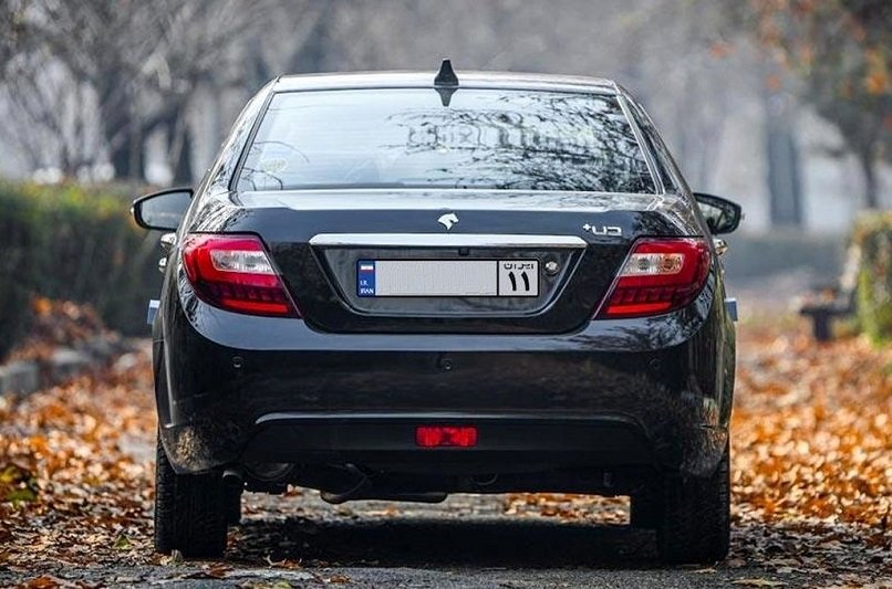 ادامه رکود در بازار خودرو/ کاهش شدید قیمت دنا پلاس