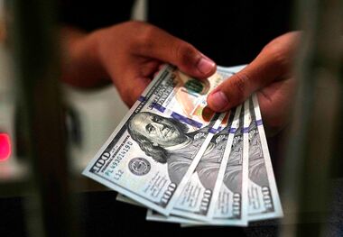 قیمت دلار امروز یکشنبه 13 خرداد 1403/ اسکناس آمریکایی چقدر عرضه می‌شود؟