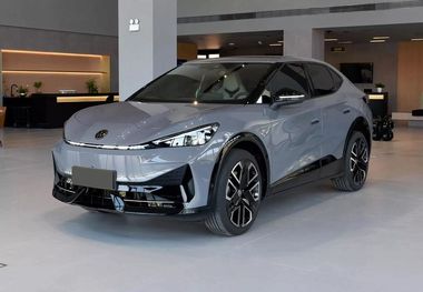 فولکس‌واگن آیدی یونیکس؛ شاسی‌بلند چینی آلمانی وارد میدان شد