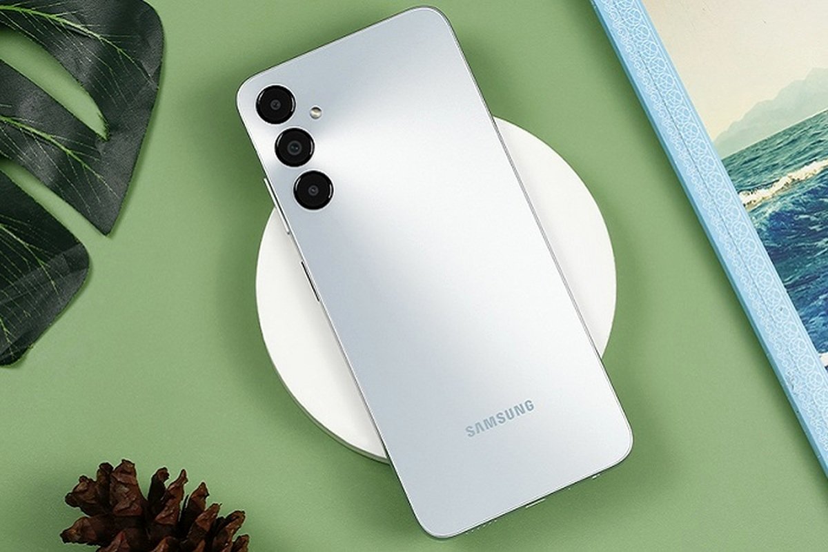 قیمت گوشی سامسونگ امروز دوشنبه 21 آبان/ کف قیمت بازار موبایل کجاست؟