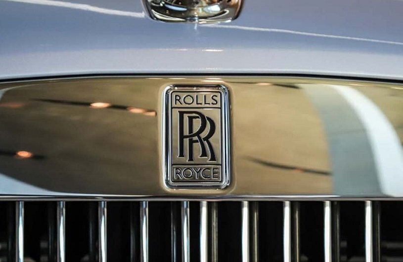 رقابت کرمان موتور با مرسدس بنز +عکس