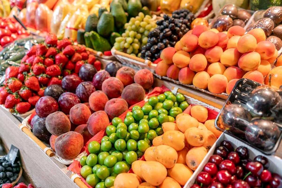 قیمت میوه امروز سه شنبه ۹ مرداد/ گیلاس کیلویی چند؟