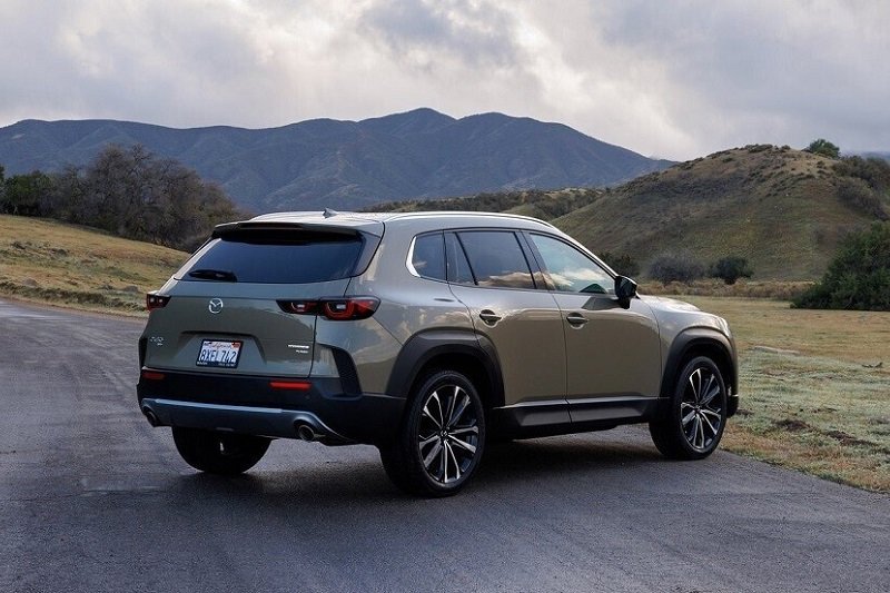 مزدا CX-۵۰؛ رقیب جدید تویوتا راوفور به بازار آمد
