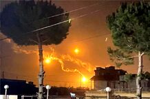 سوختن انبار نفت شهران در آتش