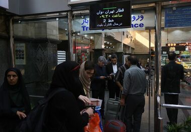 مسافران نوروزی بخوانند؛ تاریخ فروش بلیط قطار تهران - وان اعلام شد