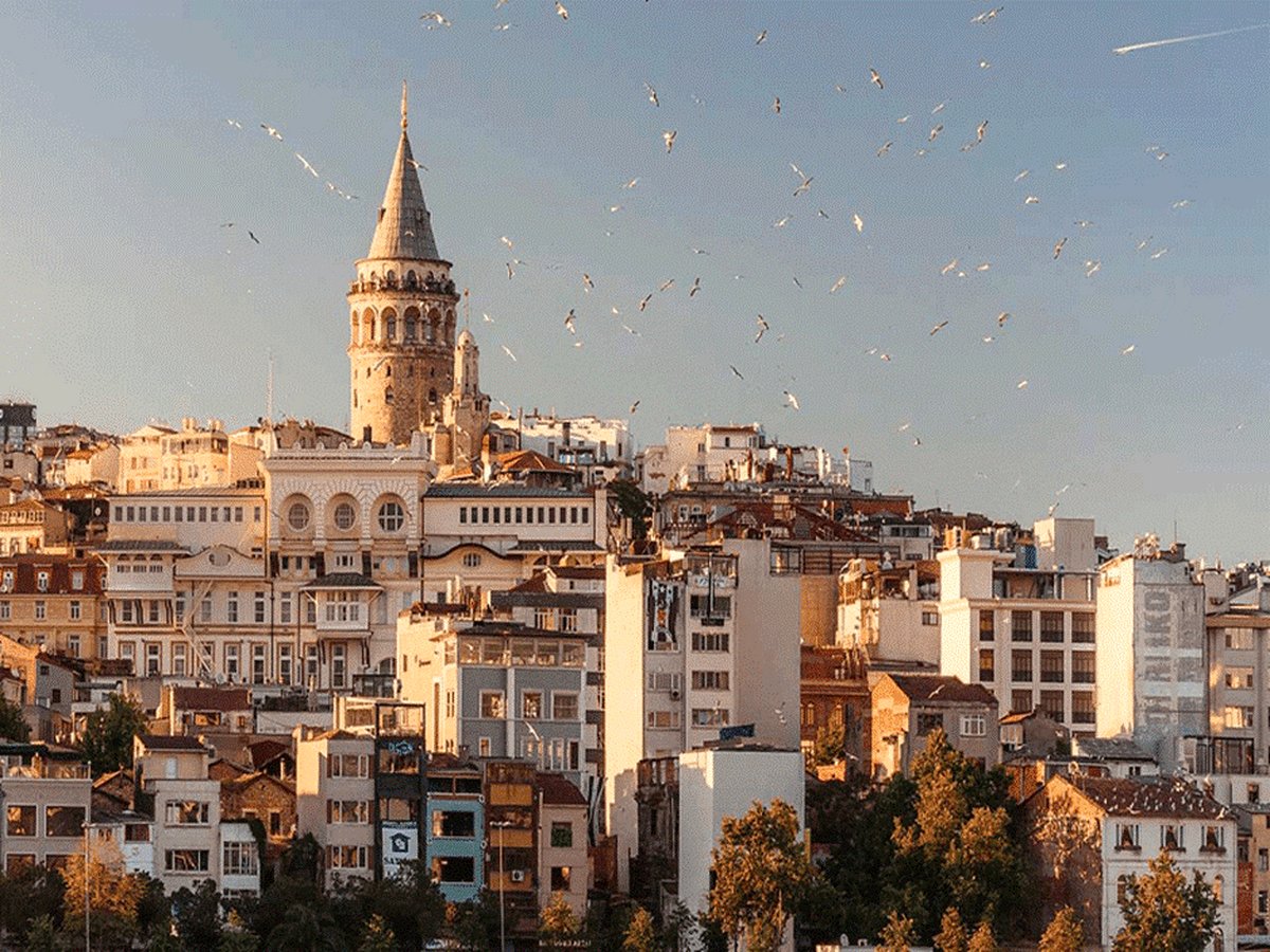 قیمت بلیط هواپیما تهران-استانبول امروز ۲۰ فروردین ۱۴۰۳