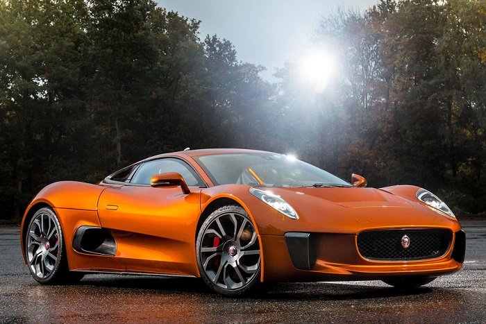جگوار C-X7، بازگشت خودرو جذاب جیمزباند به خیابان ها