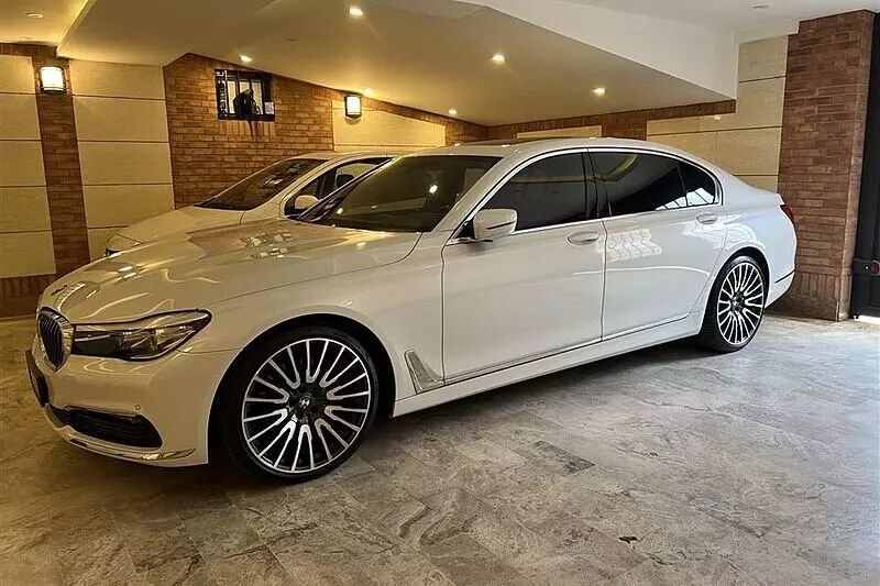 ب ام و در بازار چند؟ + جدول قیمت ب ام و امروز ۲۱ خرداد ۱۴۰۳