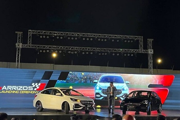 مقایسه آریزو 5 اسپرت و لیوان S6؛ نبرد جدیدترین سدان مدیران‌خودرو و کرمان‌خودرو