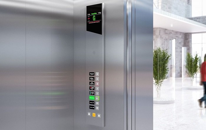 نکات ضروری هنگام  گیر کردن در آسانسور در زمان حمله هوایی