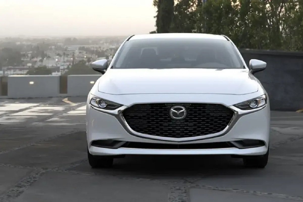 ثبت‌نام مزدا ۳ مدل ۲۰۲۴؛ بازگشت محبوب‌ترین سدان‌ ژاپنی به بازار ایران