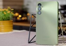 قیمت گوشی سامسونگ، شیائومی و آیفون امروز سه‌شنبه 8 مهر 1404/ گلکسی A17 چند؟