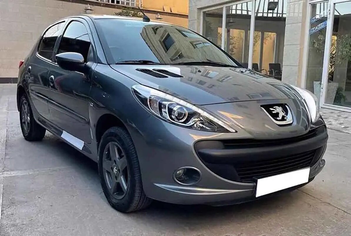 پادشاهی ایران‌خودرو در بازار؛ ۲۰۷ همچنان پرفروش