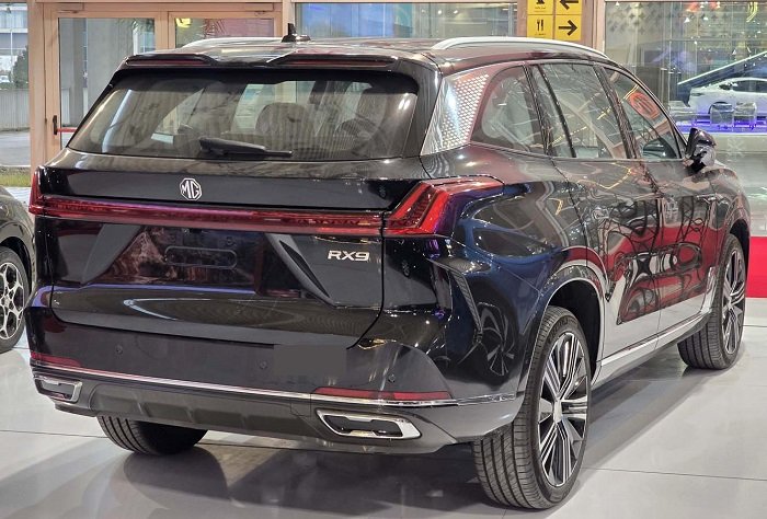 ام جی RX9؛ جدیدترین شاسی‌بلند هفت نفره در ایران