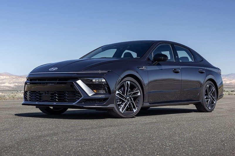 هیوندای سوناتا ۲۰۲۵؛ بررسی مزایا و معایب سدان محبوب کرهای