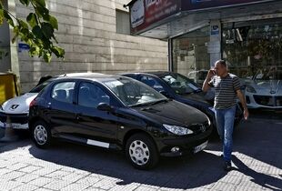 خودرو بخریم یا دست نگه داریم؟
