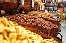 میوه و آجیل شب عید چند؟