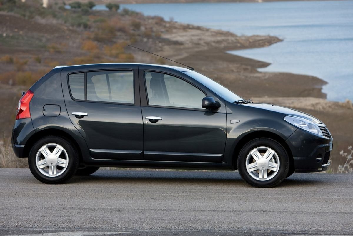 قیمت ساندرو امروز ۴ تیر / با کمتر از ۹۰۰ میلیون ماشین فرانسوی بخرید