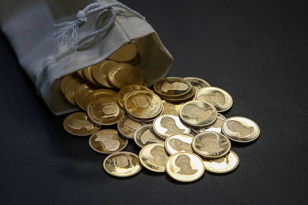 سکه از مرز ۳۳ میلیون عقب رفت