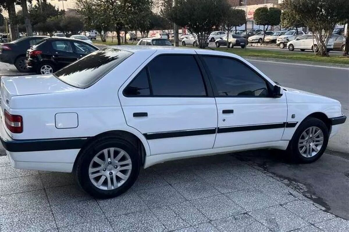 مقایسه پرشیا و 405؛ دوئل بهترین میراث پژو در ایران