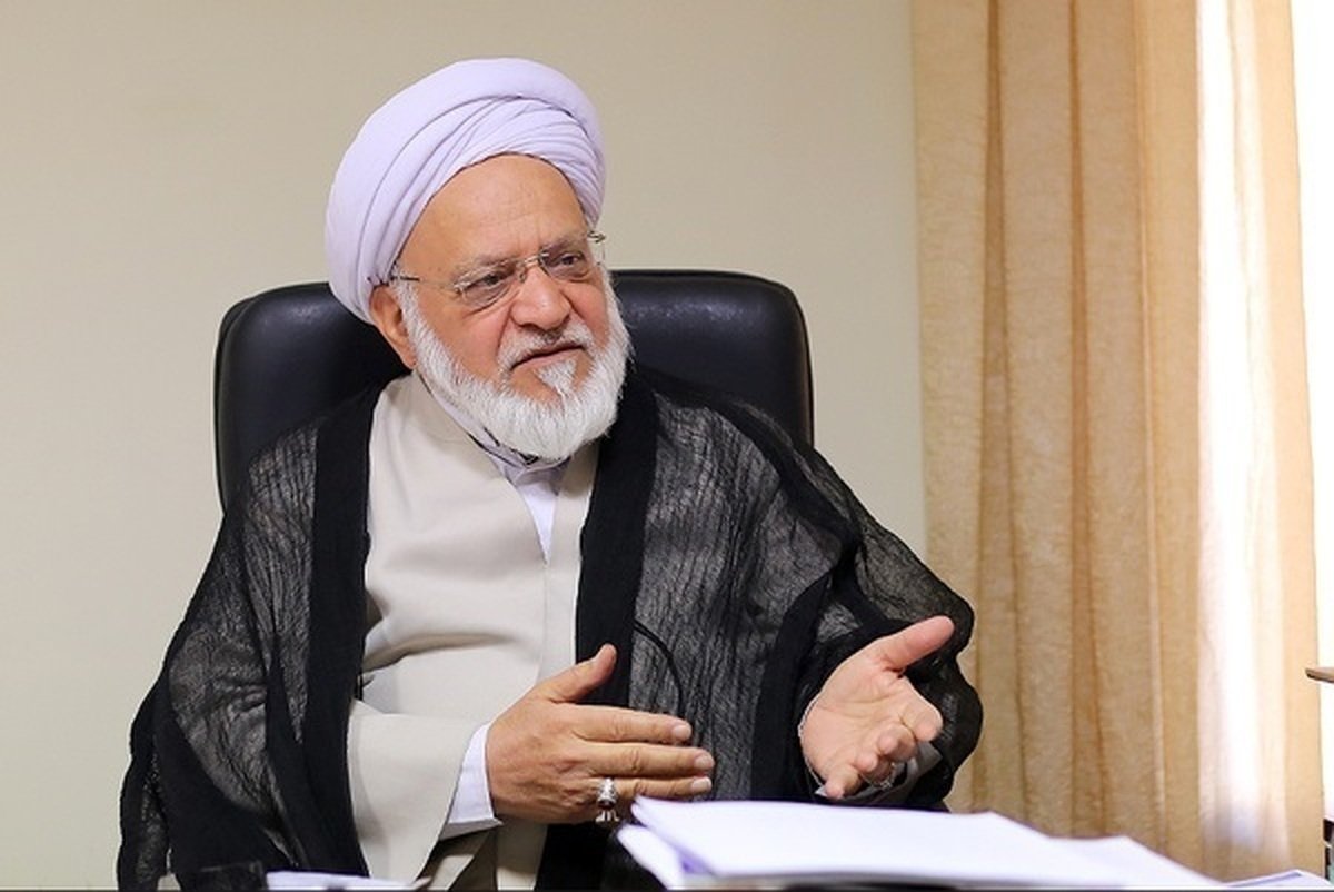 پیشنهاد عضو مجمع تشخیص به سرمایه‌گذاران دلار و طلا