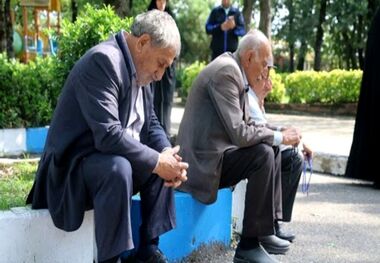 از کارافتادگان: مستمری‌مان به ۱۰ میلیون تومان هم نرسیده است!