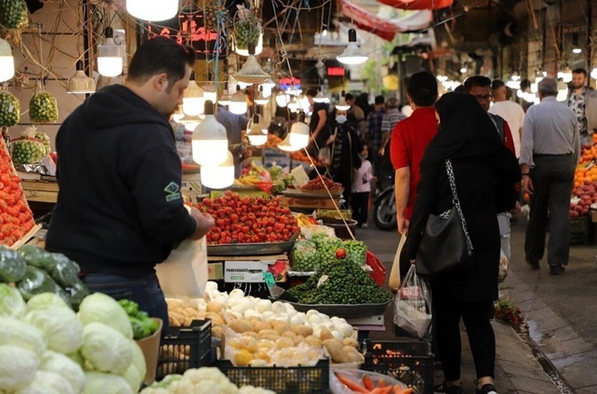 قیمت میوه و تره‌بار امروز 5 آذر/خرمالو کیلویی چند؟