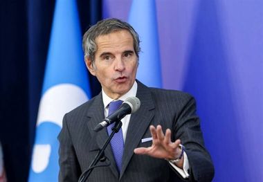 کیهان: گروسی باید محاکمه و اعدام شود!