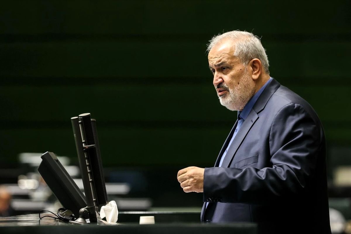 پیشنهاد عجیب وزیر نیرو؛ مردم از پنکه استفاده کنند