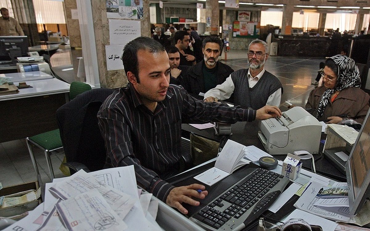 نقره‌داغ شدن چند بانک معروف به‌خاطر مستاجران